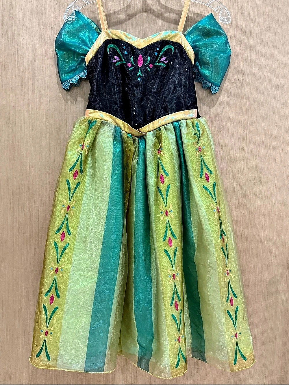 Disney Frozen Princess Anna Coronation Dress collectors piece size 7/8